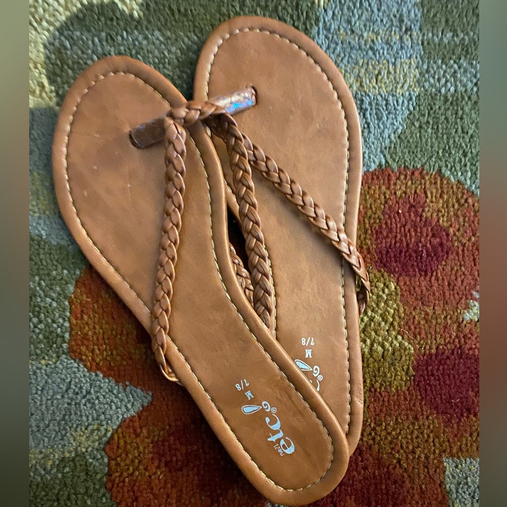 Medium 7/8 NEW
